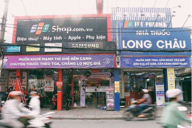 Cả 2 chuỗi FPT Shop và FPT Long Châu đều vượt kế hoạch mở mới đặt ra từ đầu năm 2022.