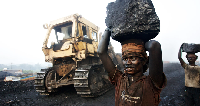 Công ty than lớn nhất Ấn Độ báo lợi nhuận giảm 17% trong quý I/2023 bất chấp tăng sản lượng
