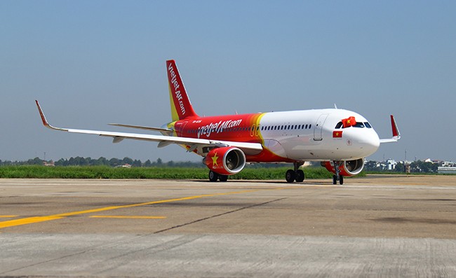 Phạt 7,5 triệu đồng vì hành hung nhân viên hàng không tại Nội Bài