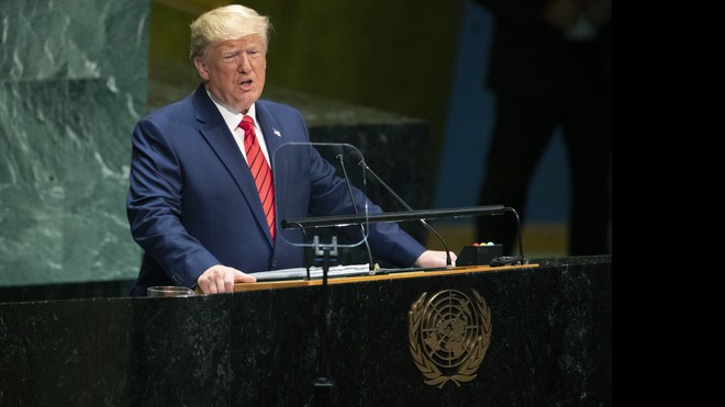 Tổng thống Mỹ Donald Trump tại hiên họp thứ 74 của Đại Hội đồng Liên Hiệp Quốc hôm 24/9. Ảnh: WSJ.