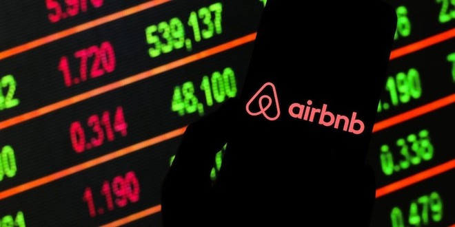 Cổ phiếu Airbnb bùng nổ trong phiên chào sàn, vốn hoá vượt 100 tỷ USD