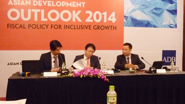 ADB nâng dự báo tăng trưởng GDP năm 2014 của Việt Nam