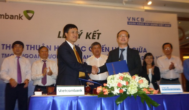 Vietcombank sẽ giúp tái cơ cấu Ngân hàng Xây dựng