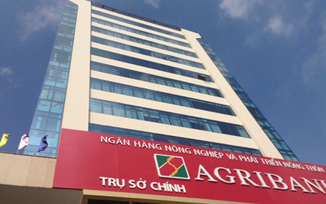 Agribank lọt Top 10 Bảng xếp hạng 500 Doanh nghiệp lớn nhất Việt Nam năm 2017