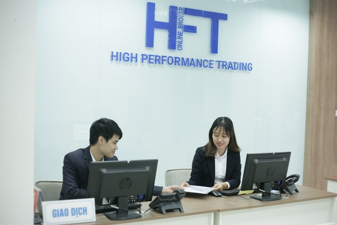 HFT tăng hết biên độ ngày đầu đăng ký giao dịch trên UpCom