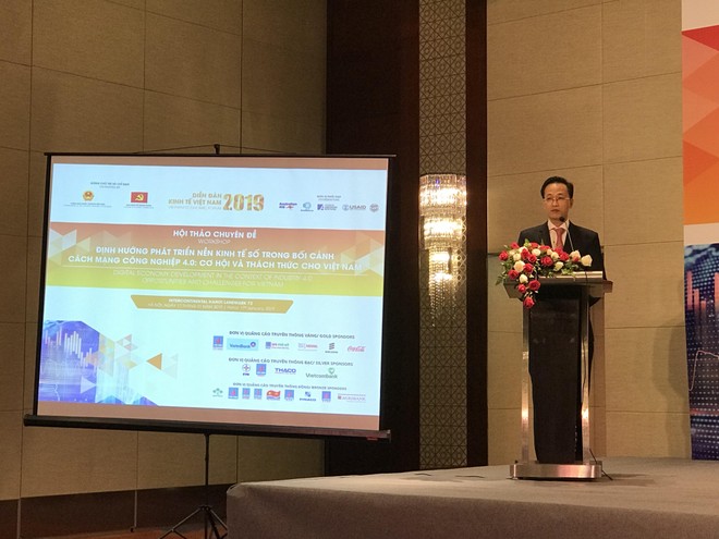 Ông Nguyễn Hữu Nghĩa, Phó Trưởng ban Ban Kinh tế Trung ương phát biểu tại Hội thảo
