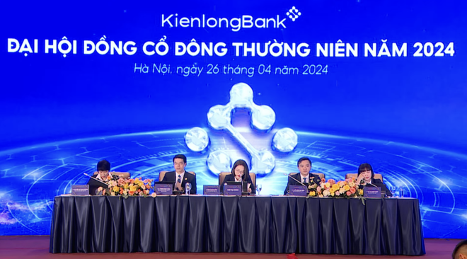 Chủ tịch KienlongBank (KLB): "Thượng tôn pháp luật sẽ được Ngân hàng đặt lên hàng đầu"