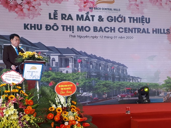 Chủ tịch HĐQT kiêm Tổng giám đốc Công ty cổ phần Đầu tư xây dựng Thiên Lộc phát biểu tại buổi ra mắt dự án.