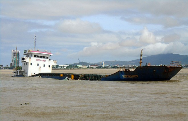 Tàu Nam Khánh 26 bị chìm tại Quy Nhơn
