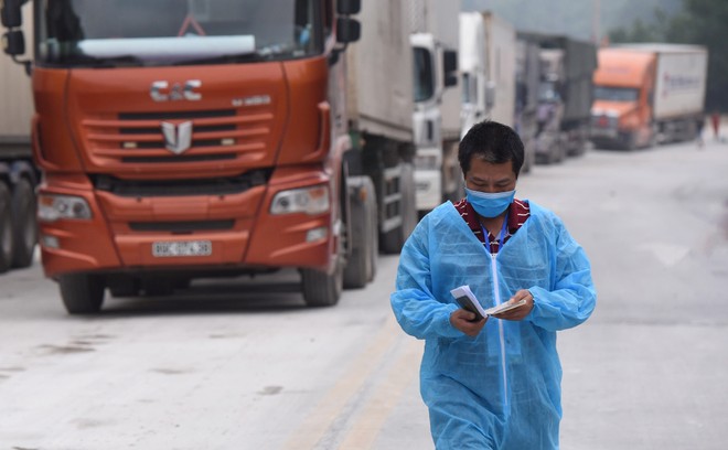Nghề hot nhất Lạng Sơn: Lái xe chuyên trách tại cửa khẩu mùa dịch