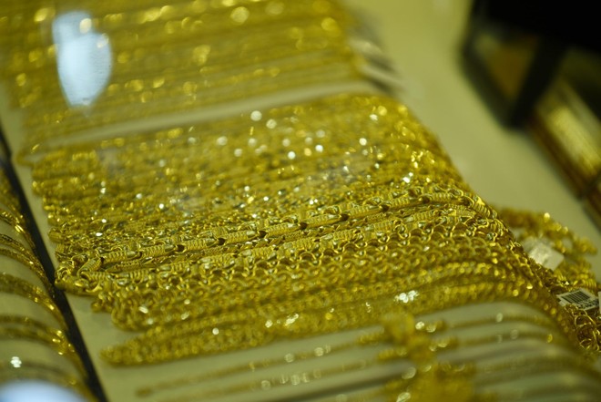 Giá vàng hôm nay ngày 10/5: Vàng sẽ tăng lên mức 2.200 USD