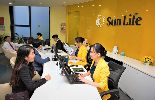 Sun Life Việt Nam tặng phiếu mua vàng cho khách hàng mua bảo hiểm trên kênh đại lý 
