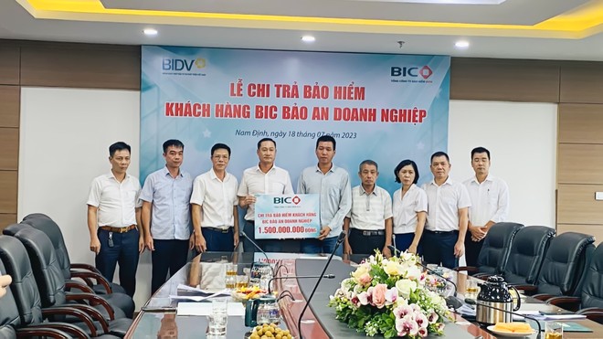 BIC chi trả 1,5 tỷ đồng quyền lợi bảo hiểm BIC Bảo an doanh nghiệp cho khách hàng tại Nam Định