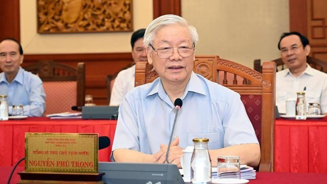 Tổng Bí thư, Chủ tịch nước Nguyễn Phú Trọng chủ trì làm việc với Ban Thường vụ Thành uỷ Hà Nội - (Ảnh TTXVN) 