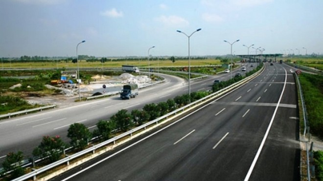 Đẩy nhanh tiến độ thực hiện 2 dự án cao tốc trên địa bàn Khánh Hòa và Bình Định