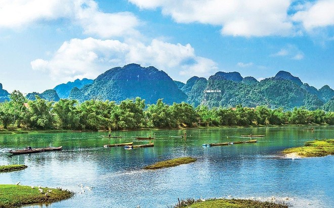 Quảng Bình sở hữu nhiều kỳ quan thiên nhiên, rất thuận lợi để phát triển du lịch. Trong ảnh: Di sản thiên nhiên thế giới Phong Nha - Kẻ Bàng