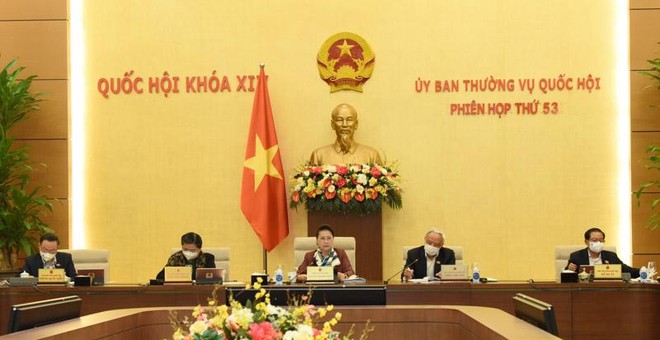 Ủy ban Thường vụ Quốc hội cho ý kiến báo cáo tổng kết nhiệm kỳ của Chính phủ (Ảnh QK).