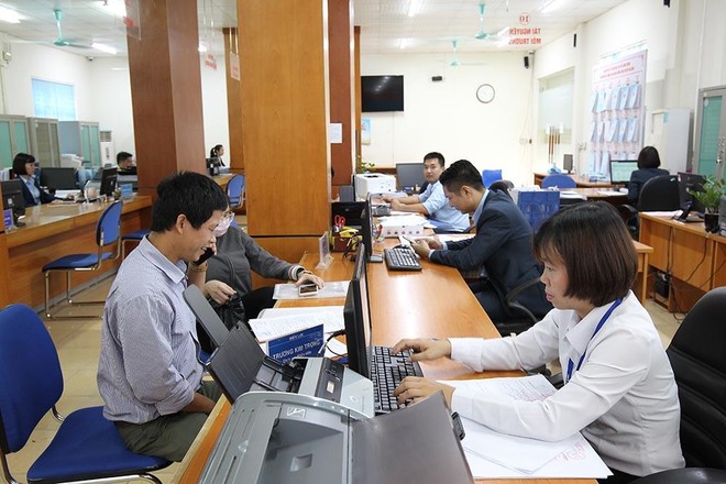 Công tác cải cách thủ tục hành chính ở Huyện Vân Đồn trong những năm qua được thực hiện liên tục, đem lại kết quả tích cực. Ảnh: Chí Cường.
