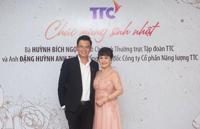 Ông Đặng Huỳnh Anh Tuấn và bà Huỳnh Bích Ngọc (Ảnh: TTC).