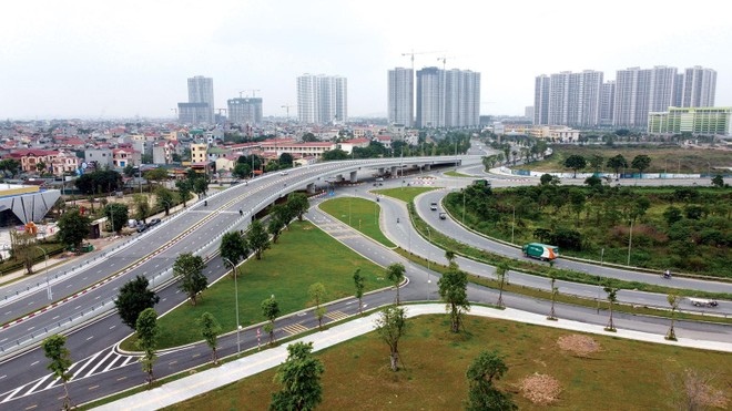 Kết nối ngoại thành và các tỉnh lân cận với Hà Nội ngày càng thuận tiện hơn. Ảnh: Dũng Minh