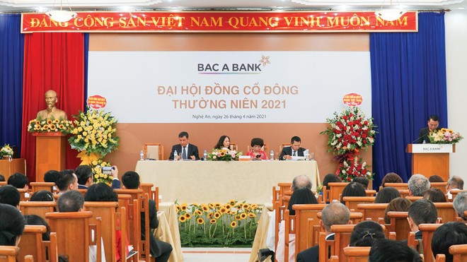 Đại hội đồng cổ đông thường niên 2021 của BAC A BANK đã thành công tốt đẹp