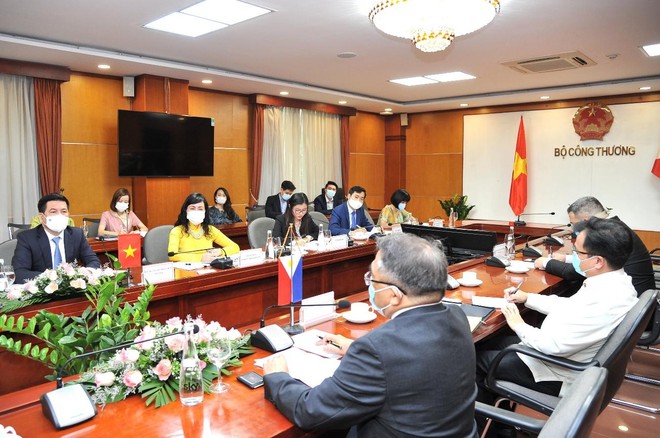 Bộ trưởng Nguyễn Hồng Diên vừa có buổi làm việc với Đại sứ Đặc mệnh toàn quyền Philippines tại Việt Nam, ngài Meynardo Montealegre.