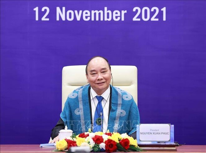 Chủ tịch nước Nguyễn Xuân Phúc tham dự hội nghị các nhà lãnh đạo kinh tế APEC lần thứ 28 được tổ chức theo hình thức trực tuyến. (Ảnh: TTXVN)