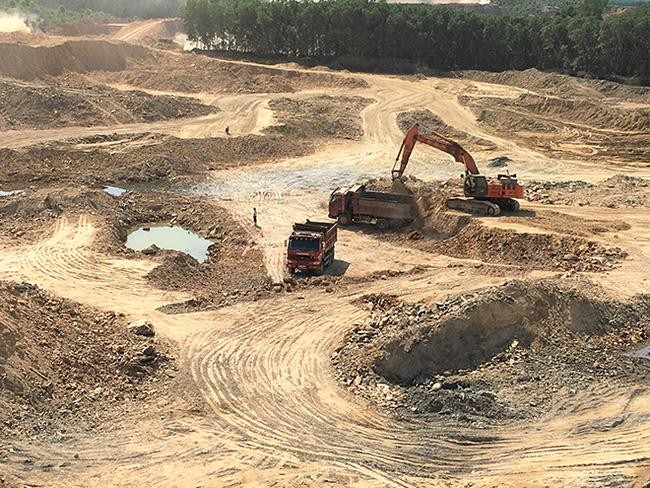 Vi phạm nghiêm trọng trong khai thác khoáng sản tại Thừa Thiên Huế, nhiều doanh nghiệp bị xử phạt hàng trăm triệu đồng.