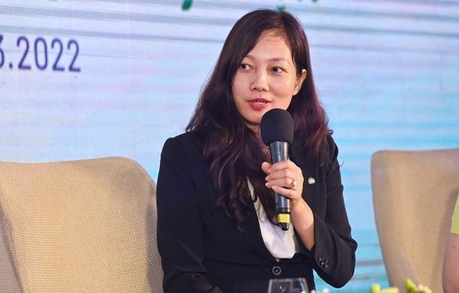 Bà Phạm Thị Nguyệt, Quyền Trưởng ban Tiếp thị bán sản phẩm của Vietnam Airlines.