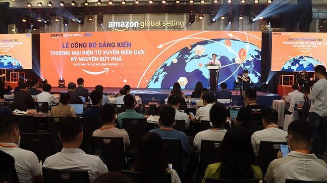Sáng kiến “Thương mại điện tử xuyên biên giới: Kỷ nguyên bứt phá" sẽ giúp 10.000 doanh nghiệp Việt Nam được đào tạo về thương mại điện tử.