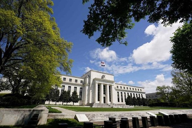 Trước đó, Fed từng khẳng định không "tích cực xem xét" phương án tăng lãi suất thêm 0,75 điểm phần trăm để ứng phó lạm phát. Ảnh: AFP
