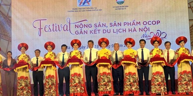 Chương trình Festival nông sản, sản phẩm OCOP gắn kết du lịch Hà Nội tại huyện Ba Vì năm 2022 có quy mô 100 gian hàng.