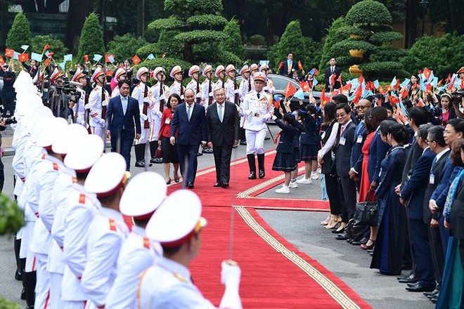 Chủ tịch nước Nguyễn Xuân Phúc chủ trì Lễ đón Tổng Thư ký Liên hợp quốc António Guterres.
