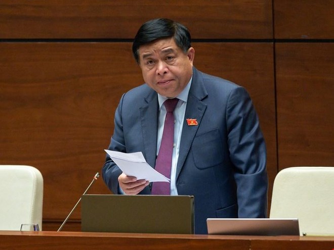 Bộ trưởng Bộ Kế hoạch và Đầu tư Nguyễn Chí Dũng đã ký văn bản gửi Quốc hội báo cáo một số nội dung tiếp thu, giải trình ý kiến của đại biểu Quốc hội tại phiên thảo luận tại Tổ về Dự án Luật Đấu thầu.