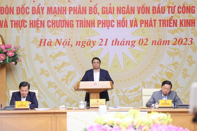 Thủ tướng Phạm Minh Chính chủ trì hội nghị sáng 21/2. (Ảnh: VGP)