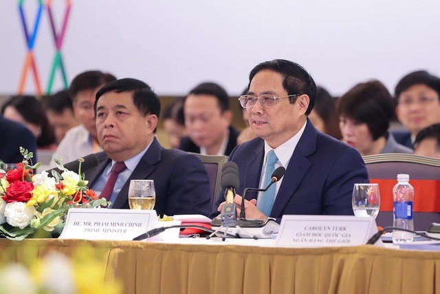 Thủ tướng Phạm Minh Chính phát biểu tại Diễn đàn Doanh nghiệp Việt Nam thường niên sáng 19/3. (Ảnh: Nhật Bắc)