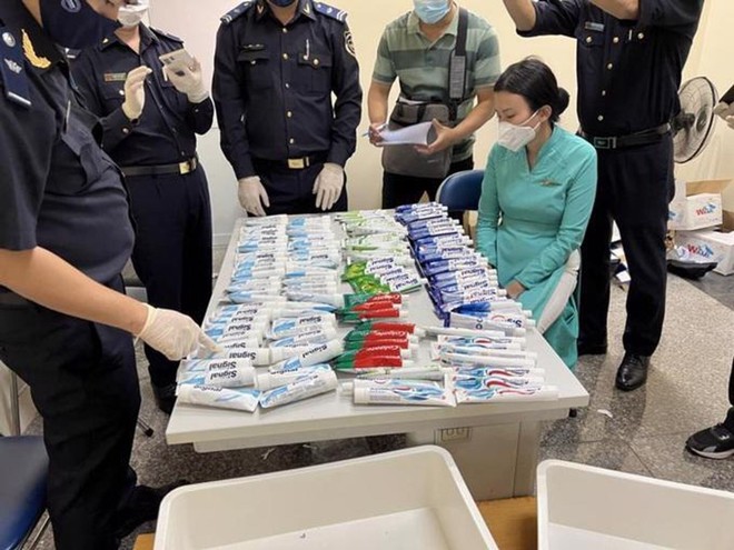 Khởi tố 65 người liên quan vụ hành lý 4 tiếp viên hàng không có ma túy