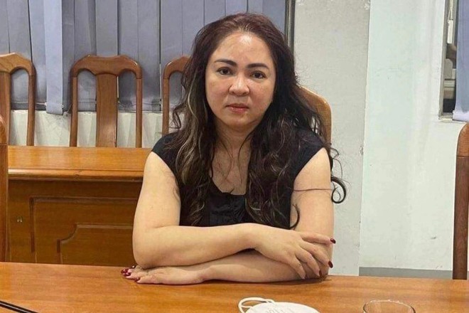 Bà Nguyễn Phương Hằng (Tổng giám đốc Công ty cổ phần Đại Nam) khi bị khởi tố. (Ảnh: CQCSĐT - Công an TP.HCM)