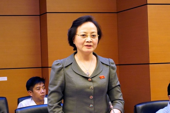 Bộ trưởng Bộ Nội vụ Phạm Thị Thanh Trà phát biểu tại tổ.