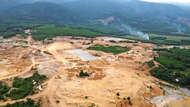 Quang cảnh mỏ đá của Công ty TNHH Đầu tư phát triển nông lâm Quảng Nam.
