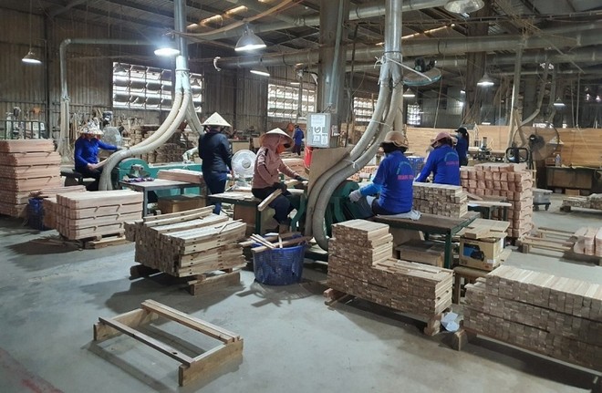Doanh nghiệp sản xuất gỗ tại Bình Định từng phản ánh gặp nhiều khó khăn về công tác phòng cháy chữa cháy. Ảnh: T T.