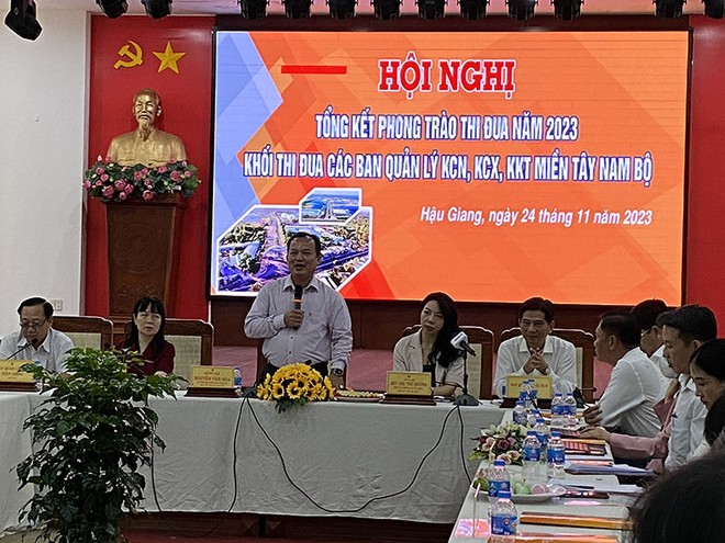 Phó chủ tịch UBND tỉnh Hậu Hậu Giang Nguyễn Văn Hòa phát biểu khai mạc