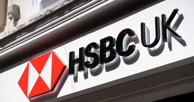 Chi nhánh ngân hàng HSBC tại London, Anh. (Ảnh: AFP/TTXVN)