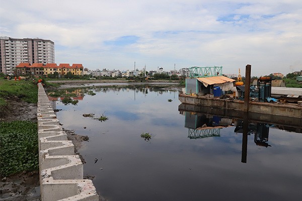 Dự án cải tạo kênh Tham Lương - Bến Cát - rạch Nước Lên được đầu tư bằng vốn ngân sách - Ảnh: Lê Quân