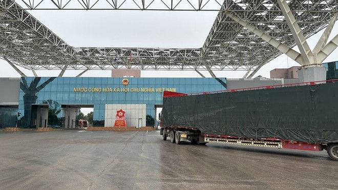 Cửa khẩu Quốc tế Móng Cái (khu vực Cầu Bắc Luân II). Ảnh: Quỳnh Nga.
