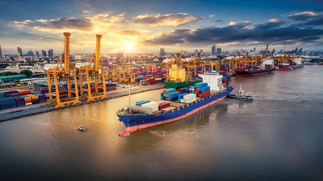 Hoạt động xuất khẩu cuối năm sôi động, đem lại động lực cho ngành vận tải biển
