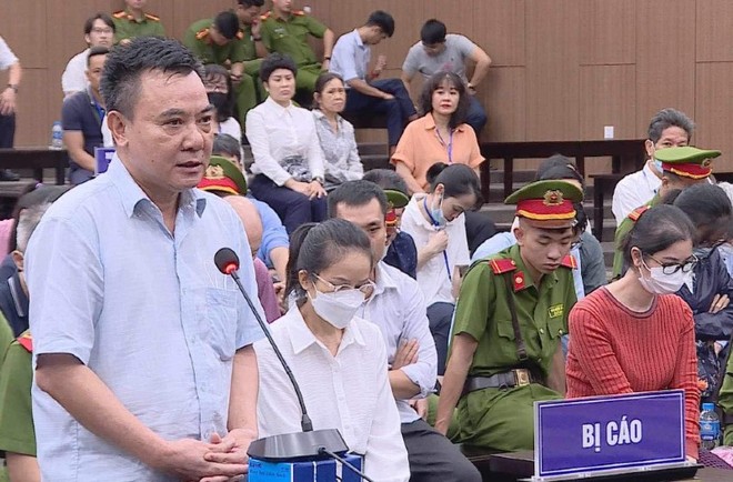 Cựu Thiếu tướng Nguyễn Anh Tuấn, cựu Phó giám đốc Công an TP. Hà Nội tại phiên tòa sơ thẩm.