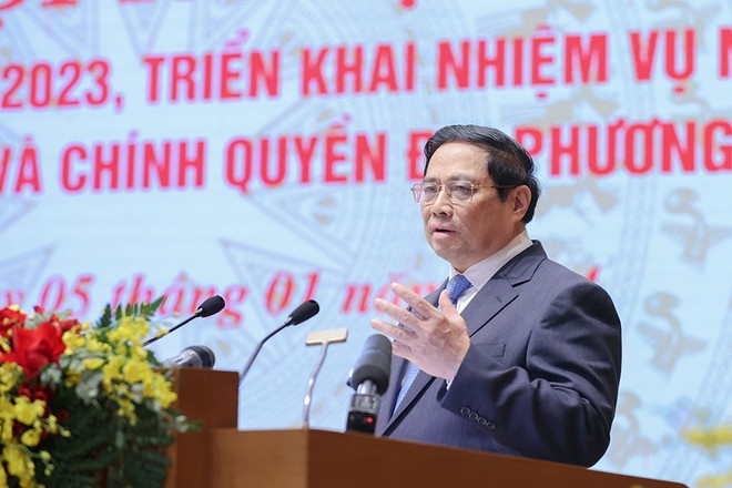 Thủ tướng Phạm Minh Chính phát biểu kết luận Hội nghị trực tuyến toàn quốc tổng kết công tác năm 2023, triển khai nhiệm vụ năm 2024 của Chính phủ và chính quyền địa phương. (Ảnh: VGP)