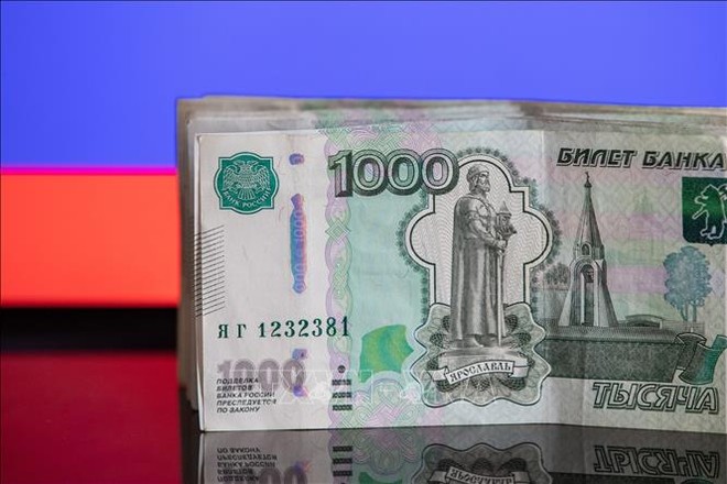 Đồng ruble của Nga tại Moskva. Ảnh: THX/TTXVN