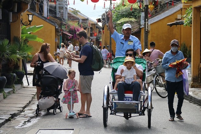 Du khách quốc tế đến Quảng Nam tăng cao trong dịp Tết Nguyên đán.